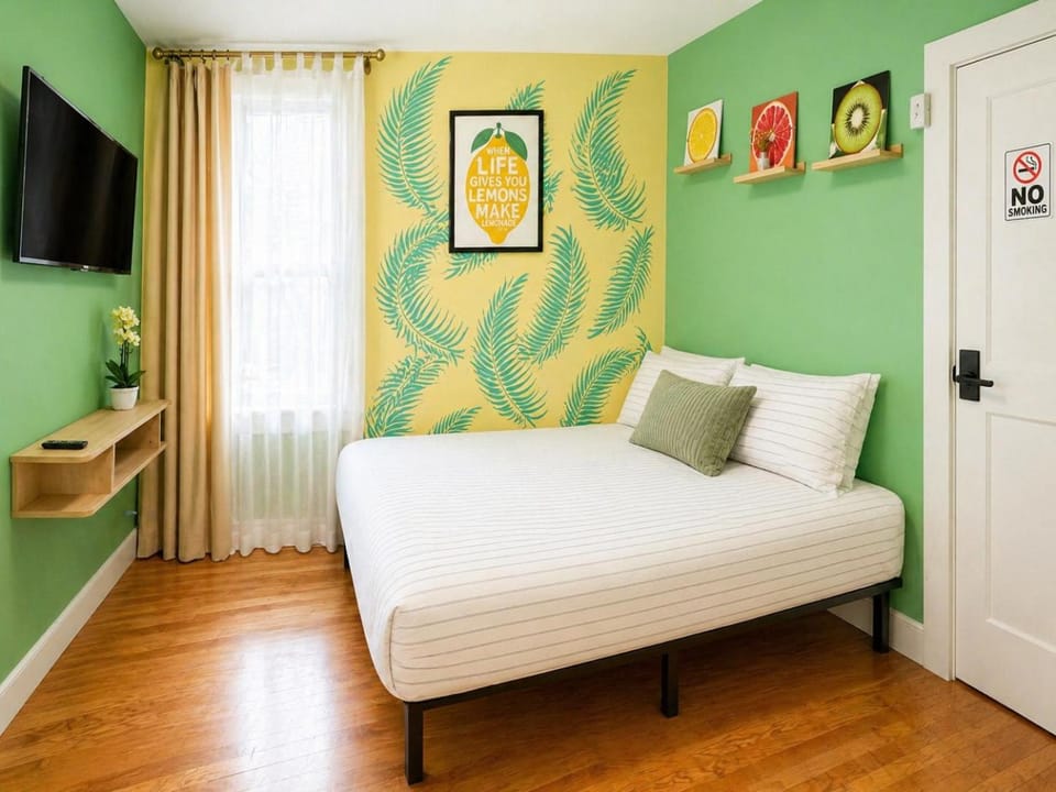 Photo of the whole room