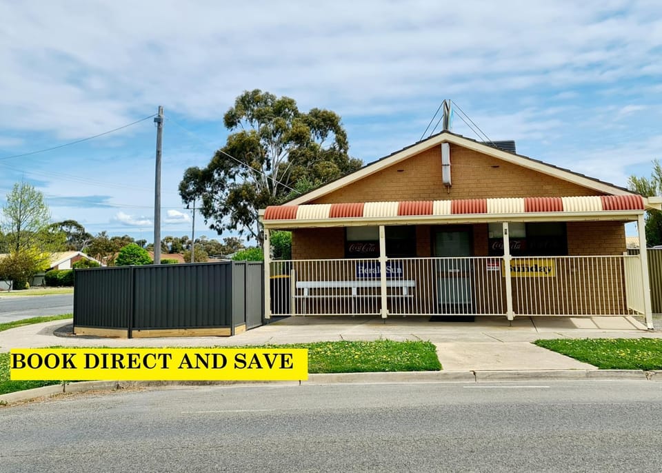 Property building, Street view