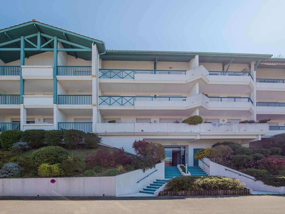Appartement moderne avec piscine collective - FR-1-4-623 Apartment in Ciboure
