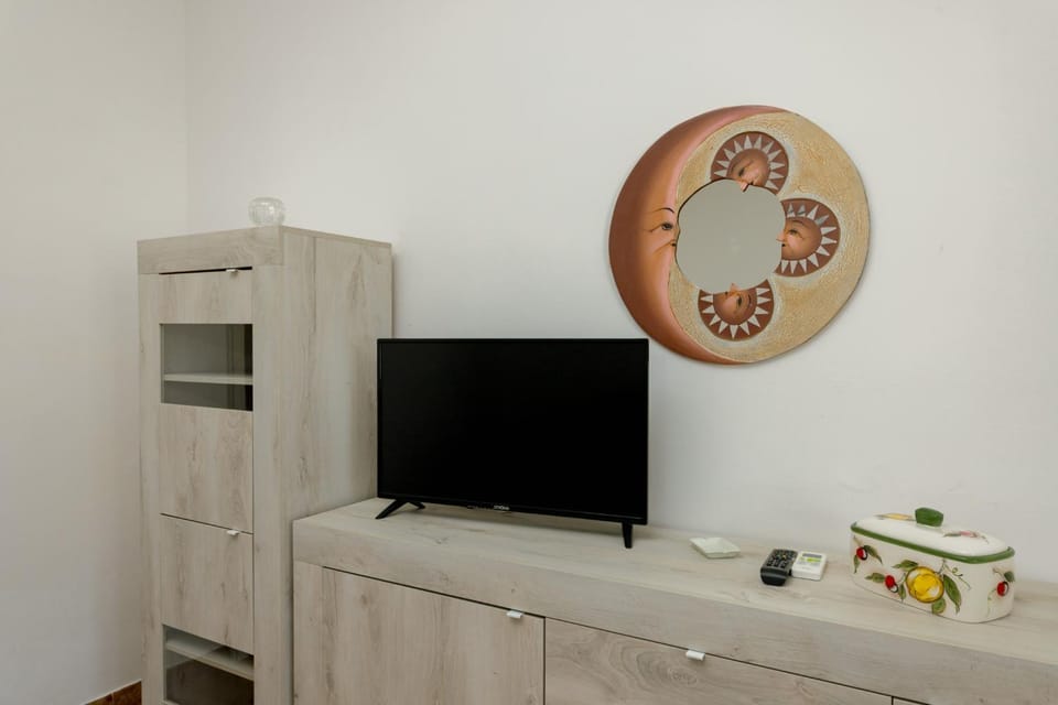 TV and multimedia
