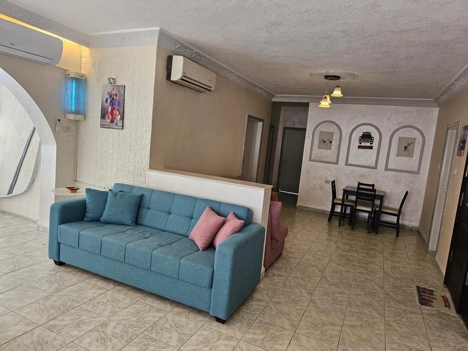 Living room, air conditioner