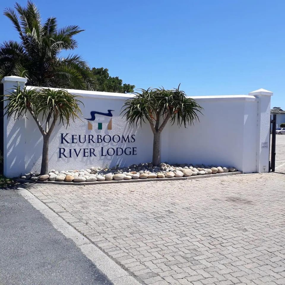 Facade/entrance, Property logo or sign