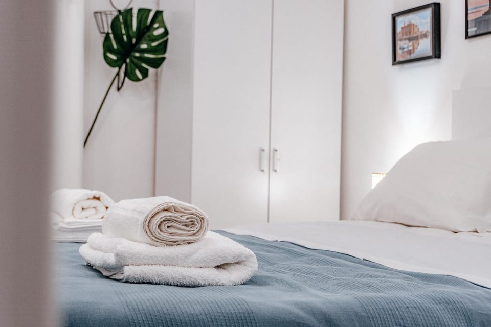 towels, towels