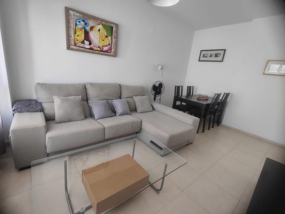 ATICO DE 1 DORMITORIO EN PLENO CENTRO CON PARKING Apartment in Ayamonte