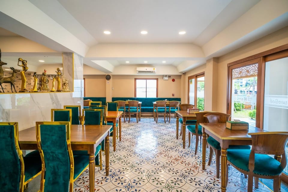 Restaurant/places to eat, Breakfast