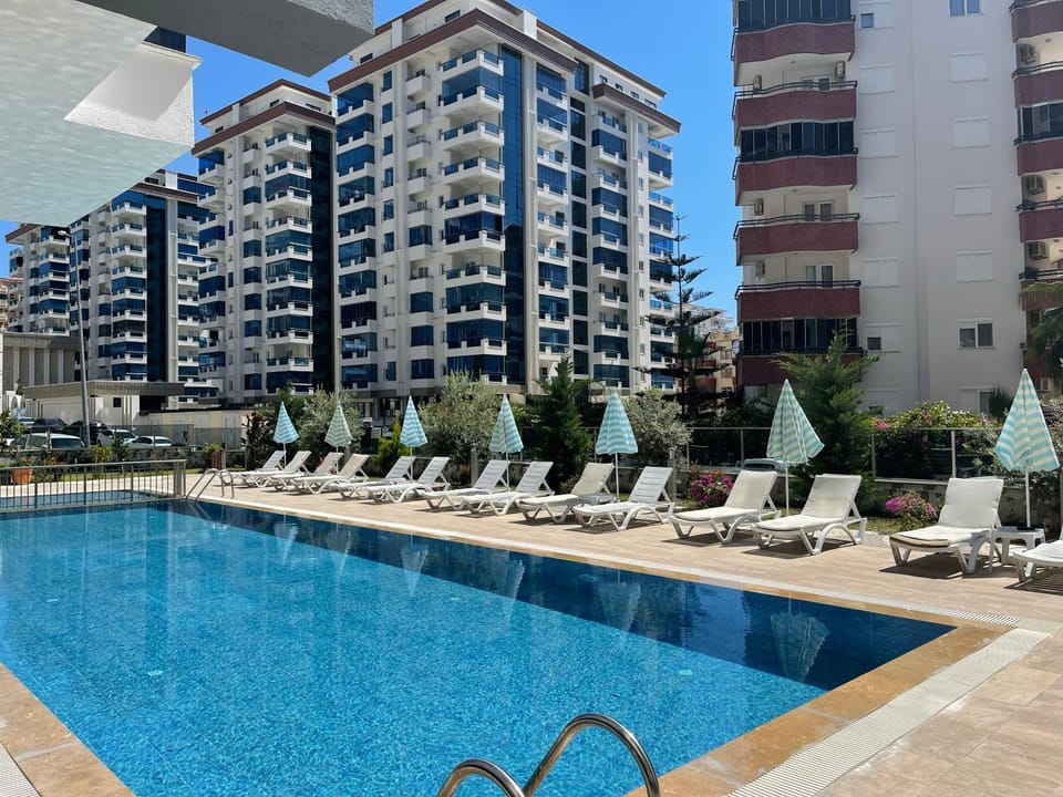 Day, Balcony/Terrace, Swimming pool, sunbed