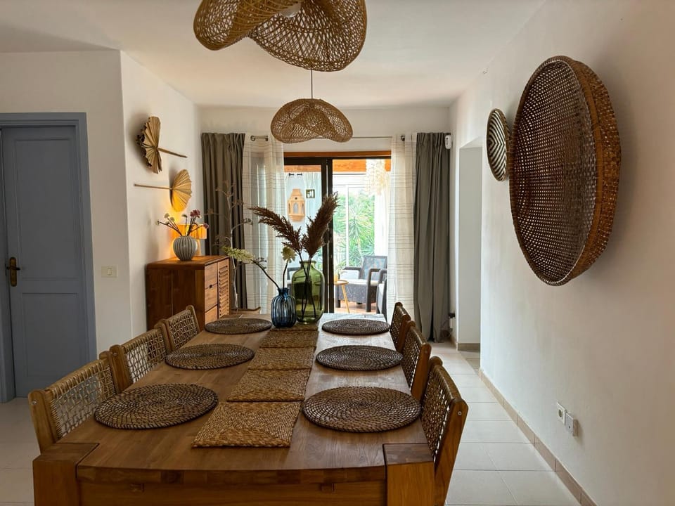 Home2Book Casa Julianna, Dream Oasis with Pool House in Lajares