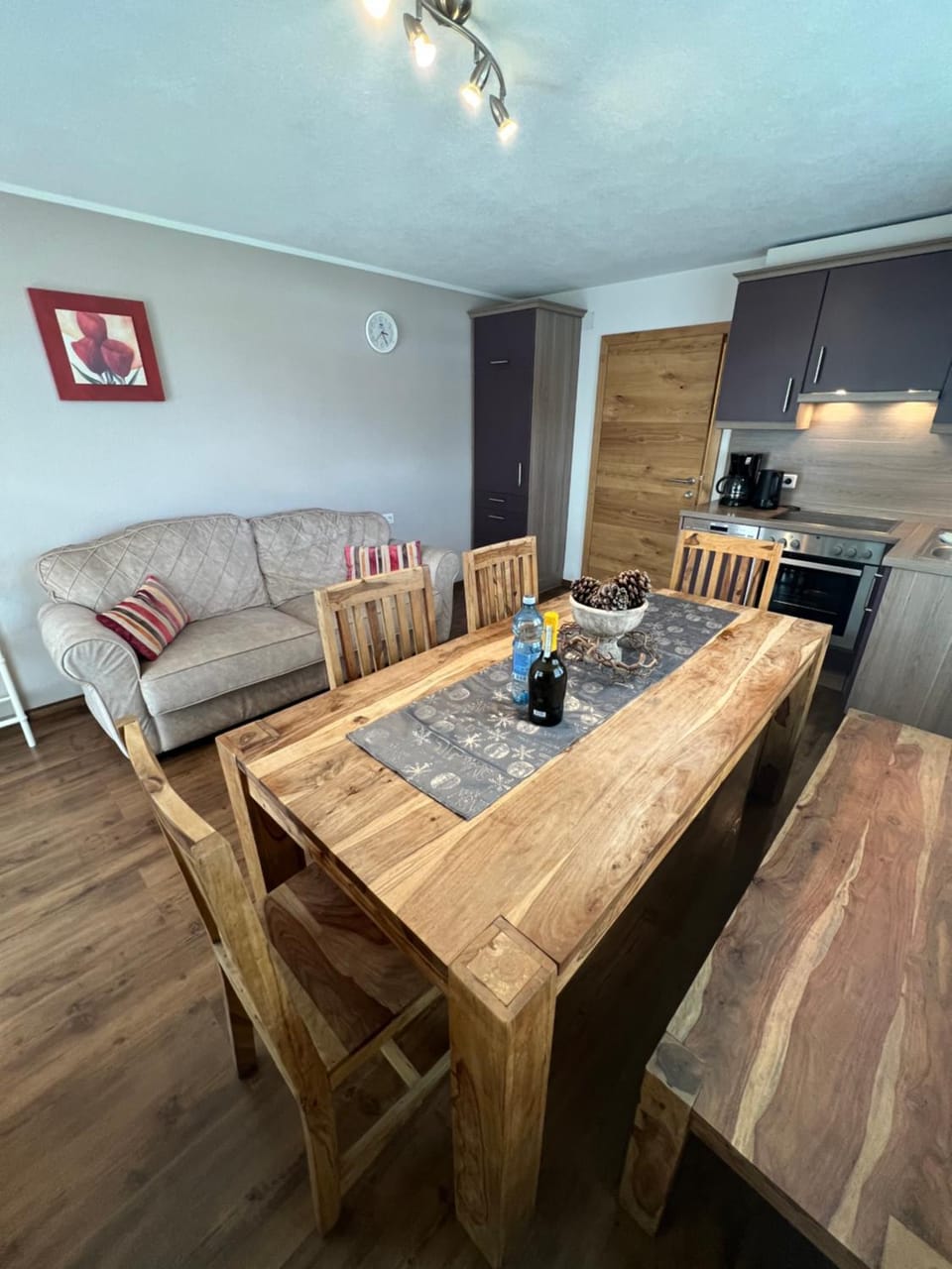 Living room, Dining area