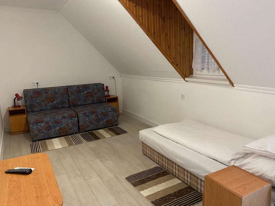 Pipacs Vendégház House in Slovakia