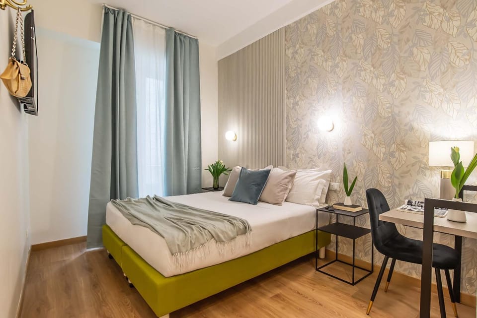 Bed, Photo of the whole room, Bedroom