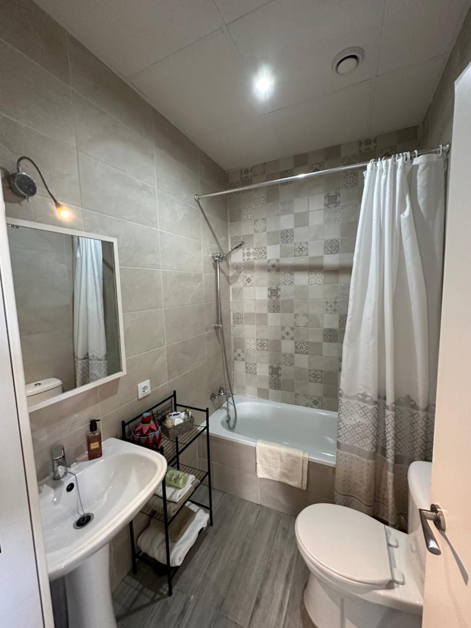 Toilet, Bathroom, Bath, towels