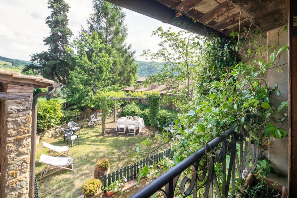 Patio, Garden view