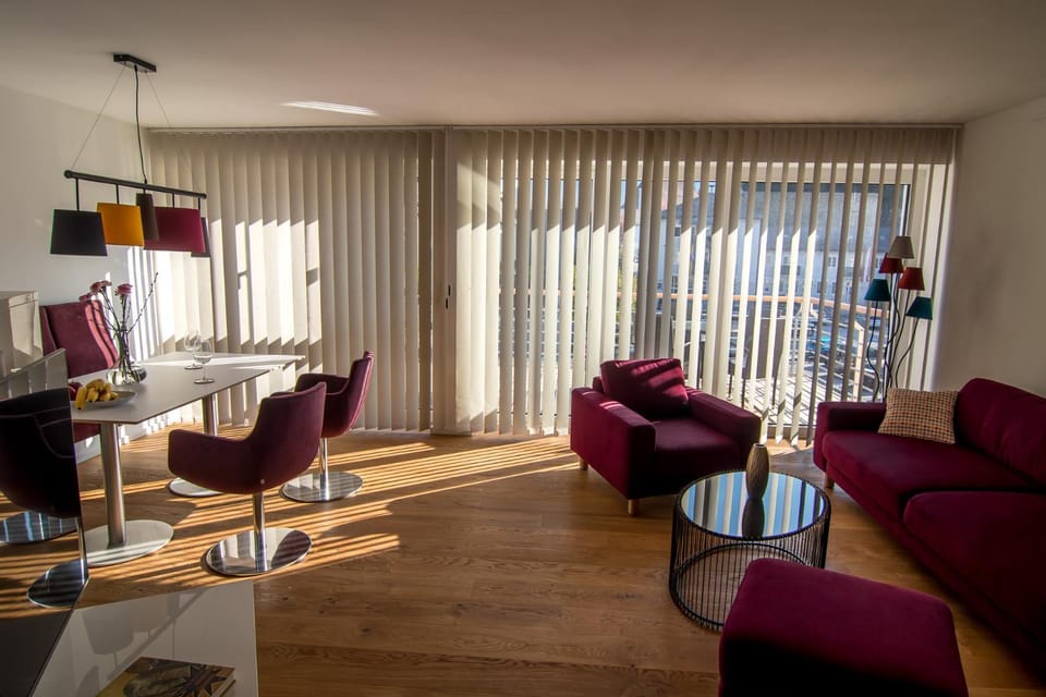 Living room, Dining area, kitchen