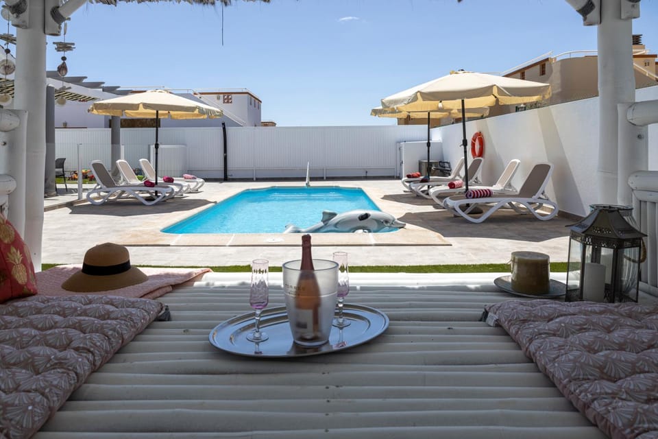 Ideal for family holidays, near beach and golf- Casa James Villa in Maxorata