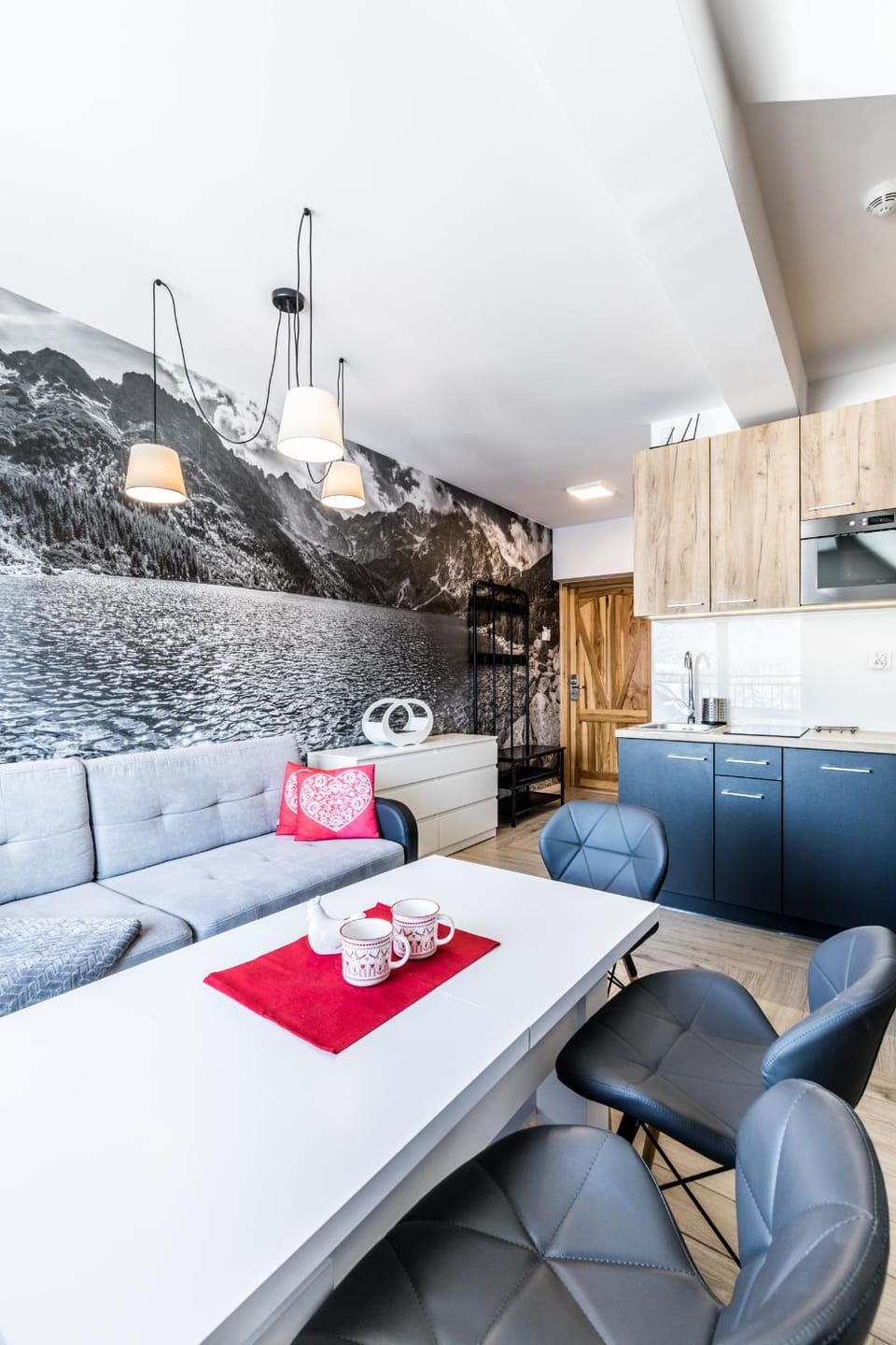Living room, Seating area, Dining area