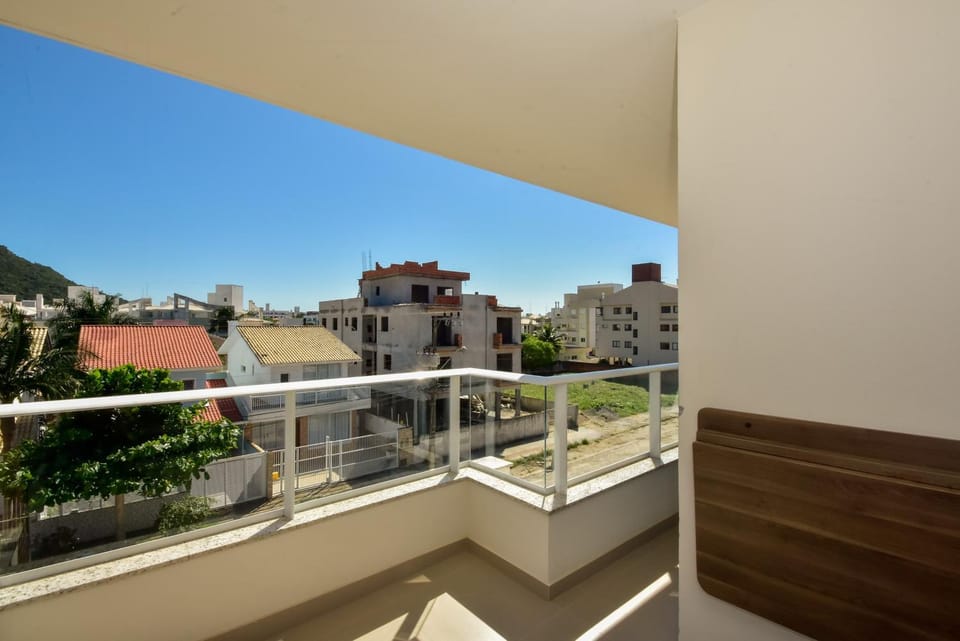 Apto a 2 quadras da Praia nos Ingleses Norte P341 Apartment in Florianopolis
