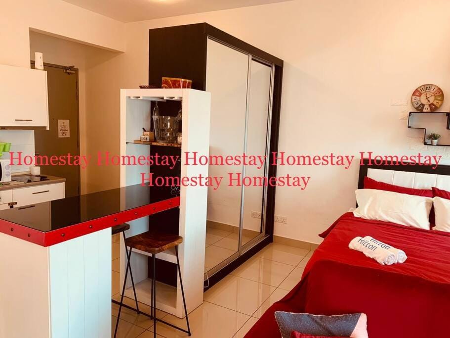 Couple Red Relaxing Gateway Holiday 10 Apartment in Selangor, Malaysia