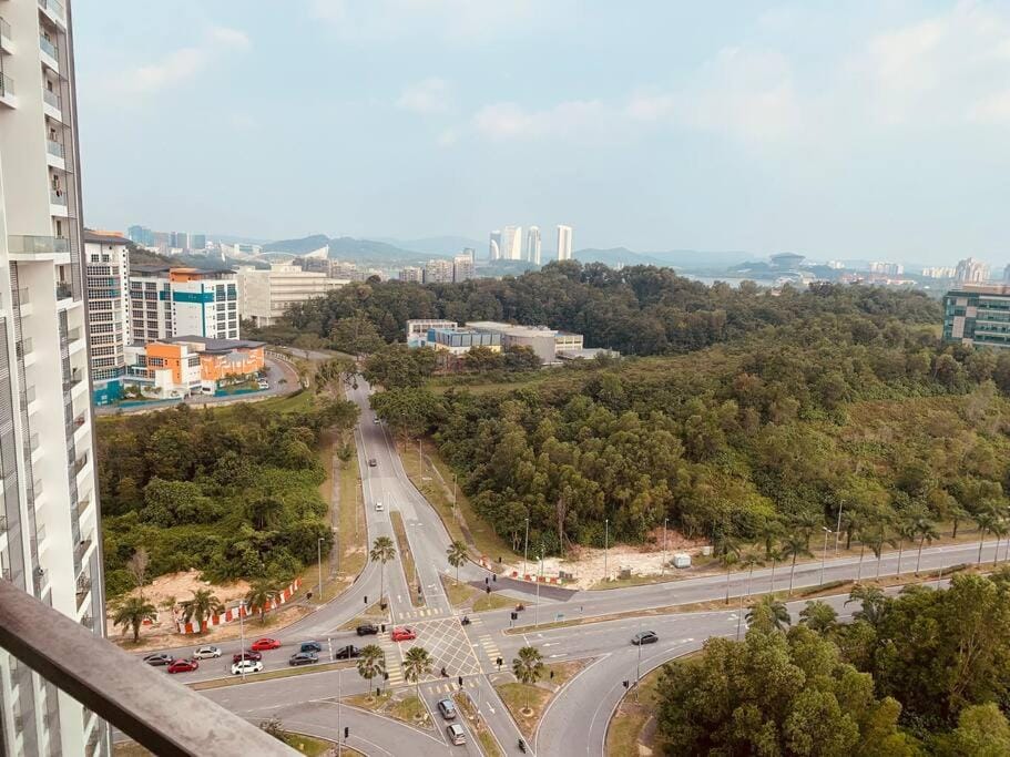 Couple Red Relaxing Gateway Holiday 10 Apartment in Selangor, Malaysia
