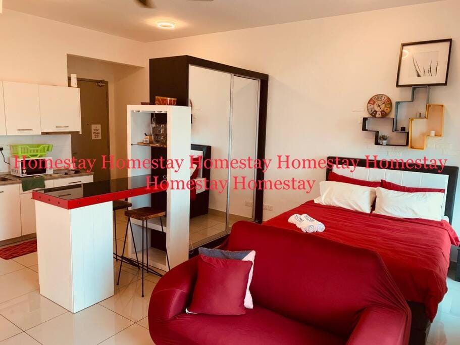 Couple Red Relaxing Gateway Holiday 10 Apartment in Selangor, Malaysia