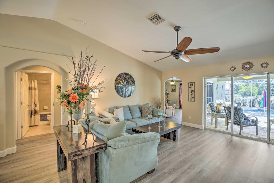 Lanai & Heated Pool: Stunning Cape Coral Getaway House in Cape Coral