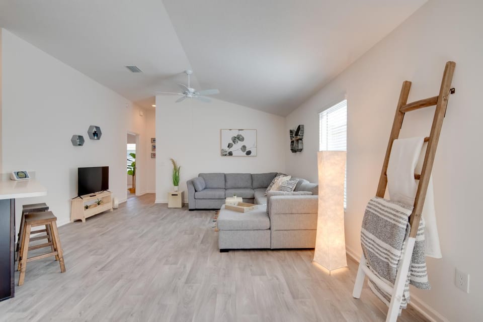 Home in The Villages Near the Newer Town Centers! Villa in Wildwood
