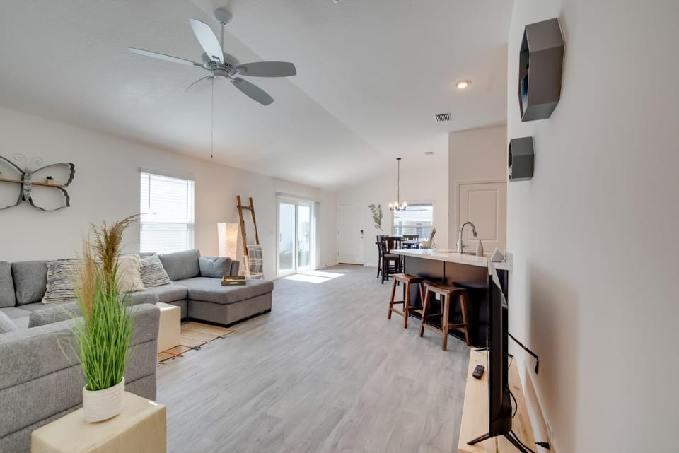 Home in The Villages Near the Newer Town Centers! Villa in Wildwood