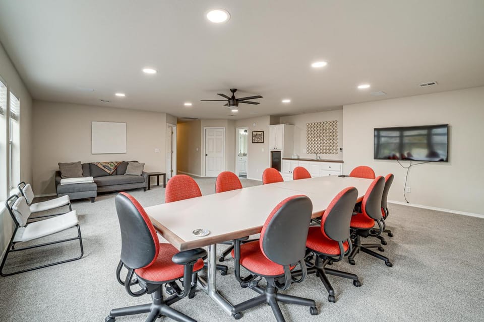 Pet-Friendly Tulsa Escape w/ Private Hot Tub! House in Tulsa