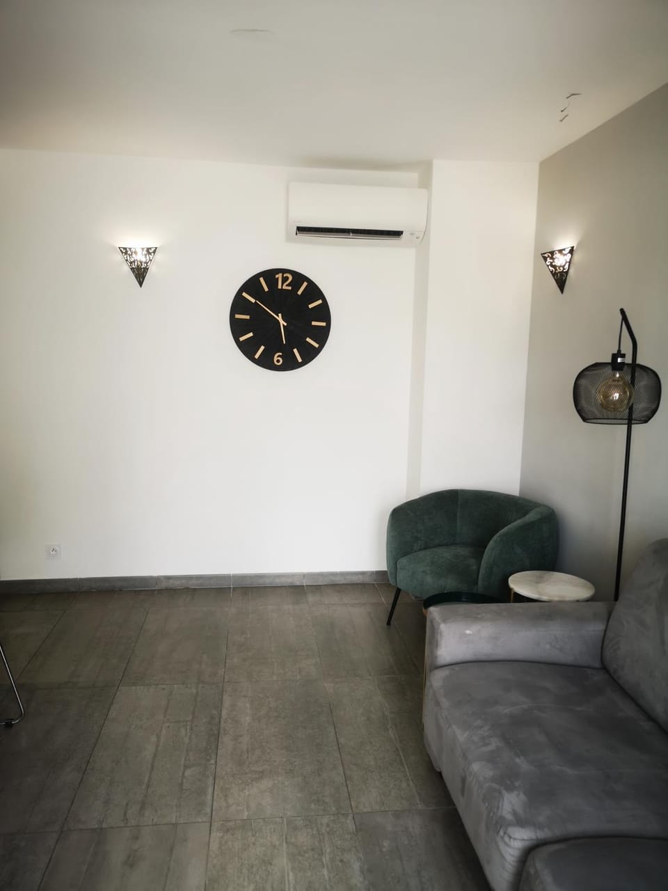 Appartement contemporain le Vendome à 90m de la plage Apartment in Le Grau-du-Roi