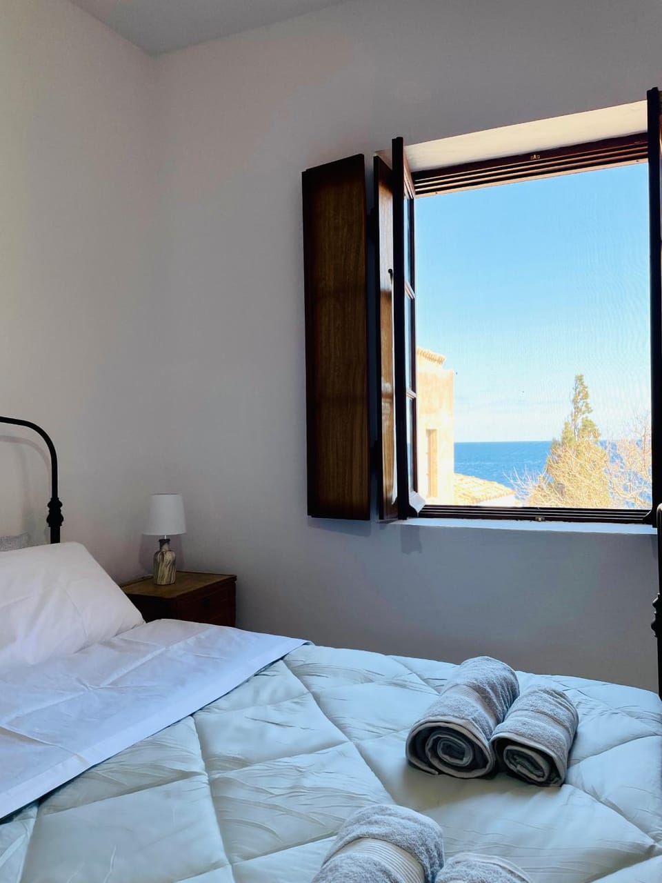 Bedroom, Sea view