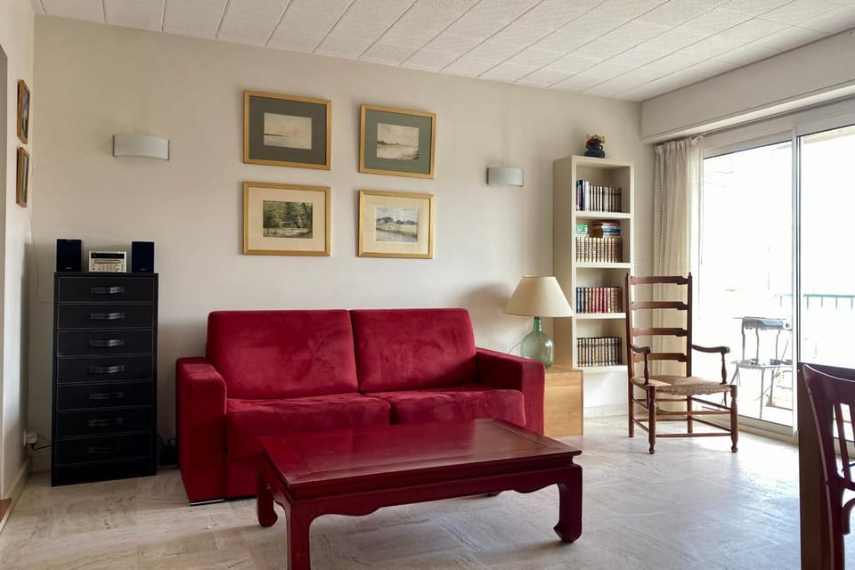Seating area