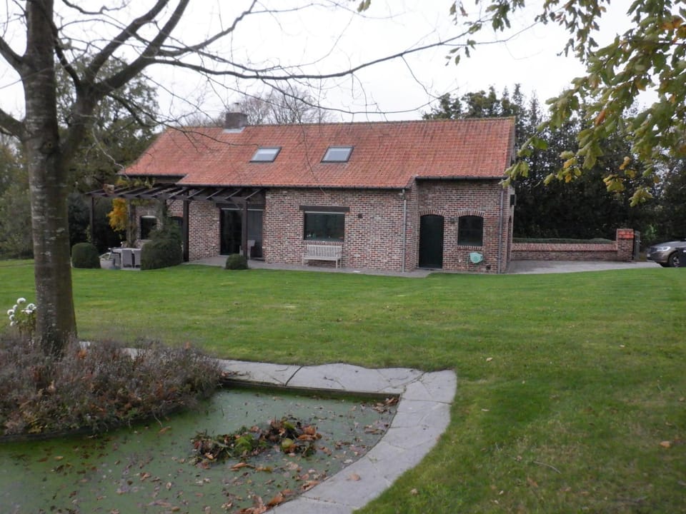 Vakantiehuis Montezicht in de groene heuvels van Dranouter House in Flanders
