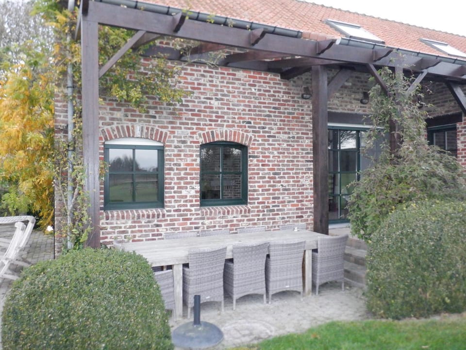 Vakantiehuis Montezicht in de groene heuvels van Dranouter House in Flanders
