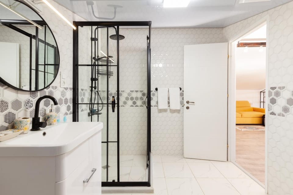 Shower, Bathroom