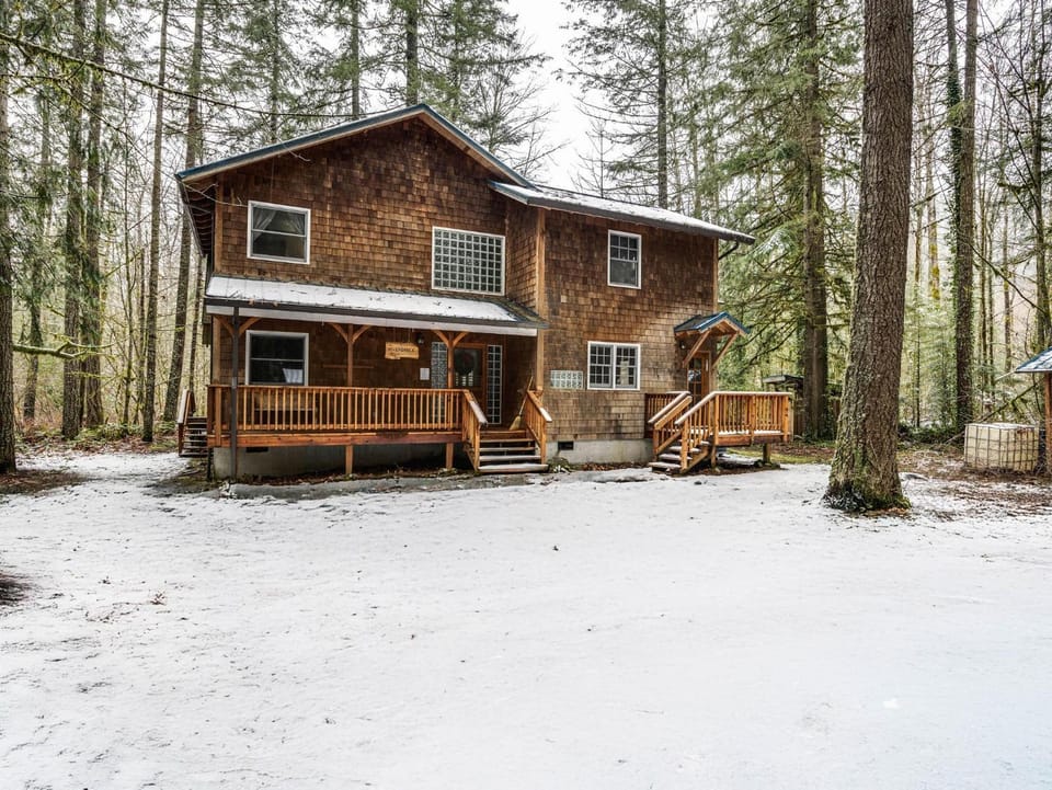 River Dance Retreat - Meredith Lodging House in Mount Hood Village