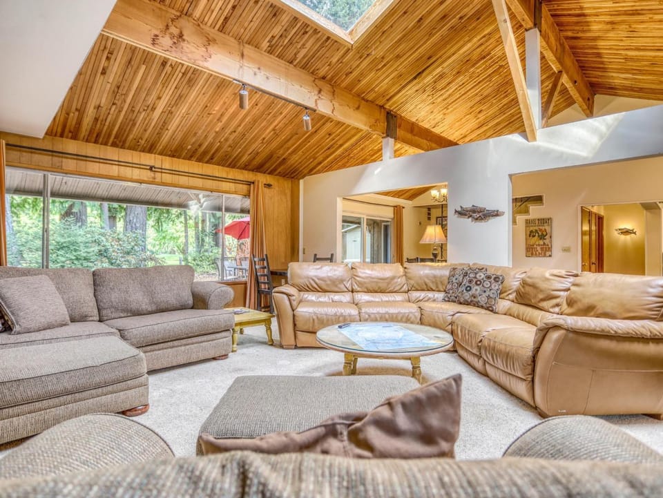 Deer View Retreat - Meredith Lodging House in Welches