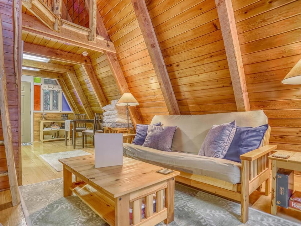 A-Frame of Mind Retreat - Meredith Lodging House in Clackamas County