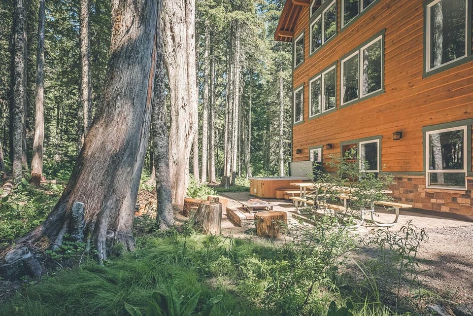 Chalet am Berg - Meredith Lodging House in Clackamas County