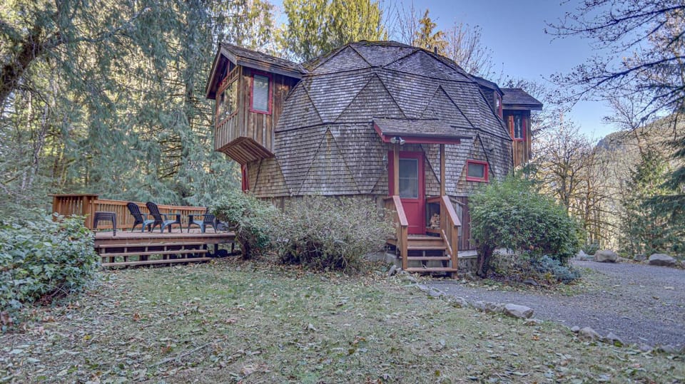 Cedar Creek Hideaway - Meredith Lodging House in Welches