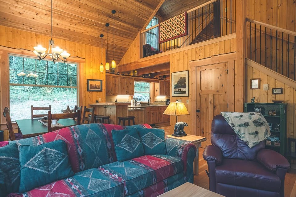 Cedar Springs Cabin - Meredith Lodging Cabin in Welches