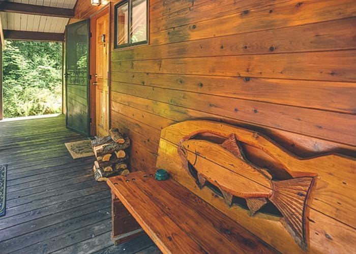 Moondance Cabin - Meredith Lodging Cabin in Mount Hood Village