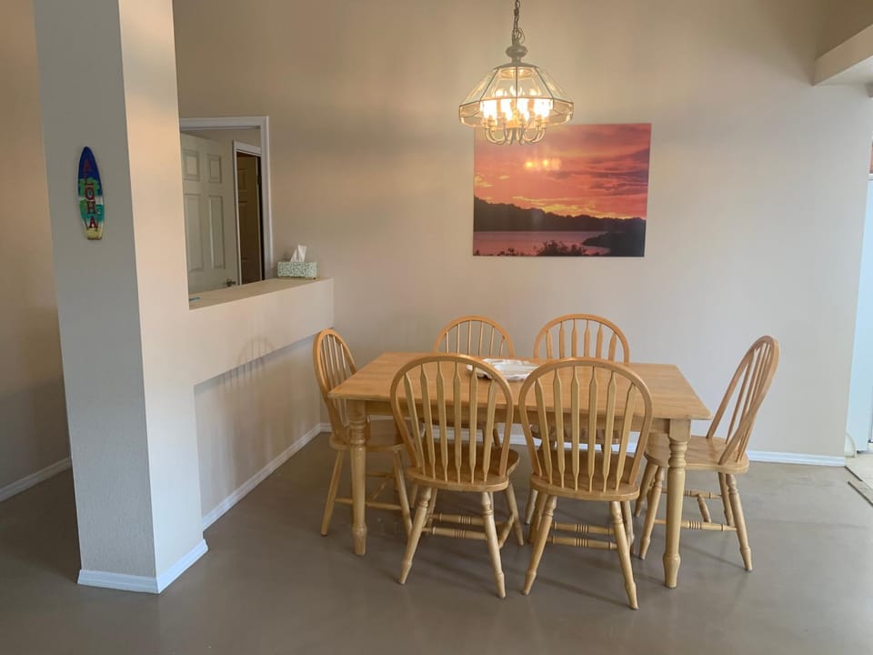 Desert Backdrop with Firepit Pets and Nature Access Villa in Lake Havasu City