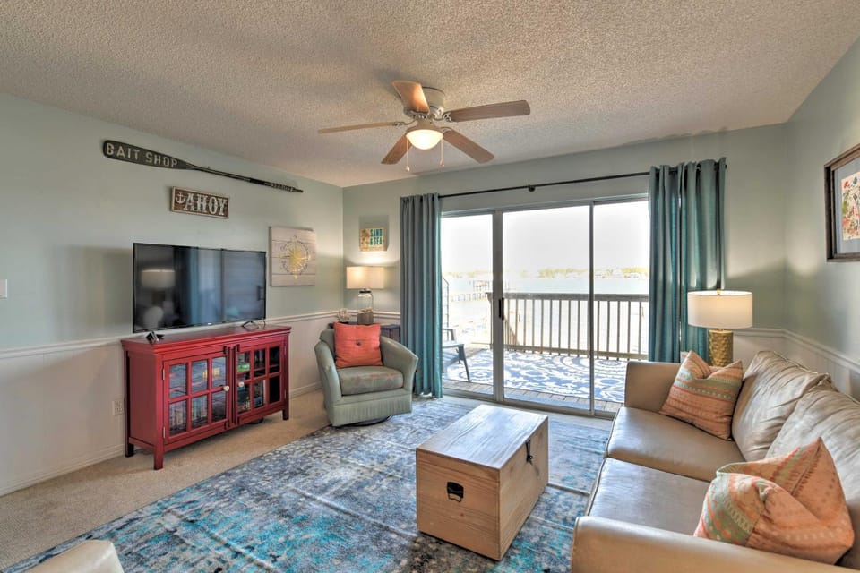 Stylish Gulf Shores Getaway w/ Dock Access! House in West Beach