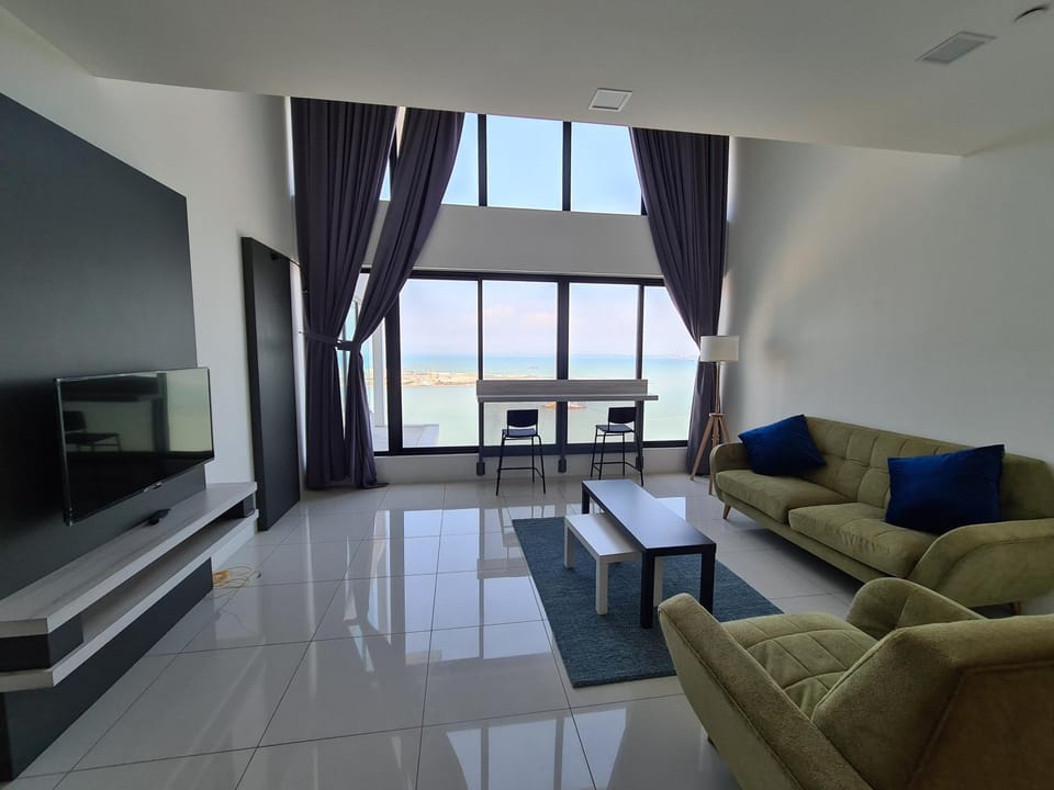 Sunrise Gurney Premium Executive City/Seafront suite - Penang Apartment in George Town