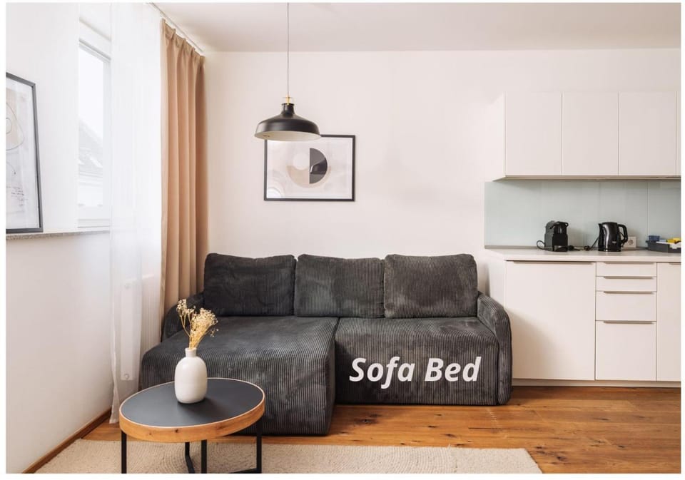 Bed, Living room