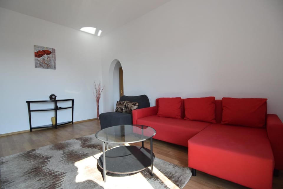 University Square - View of City Apartment in Bucharest