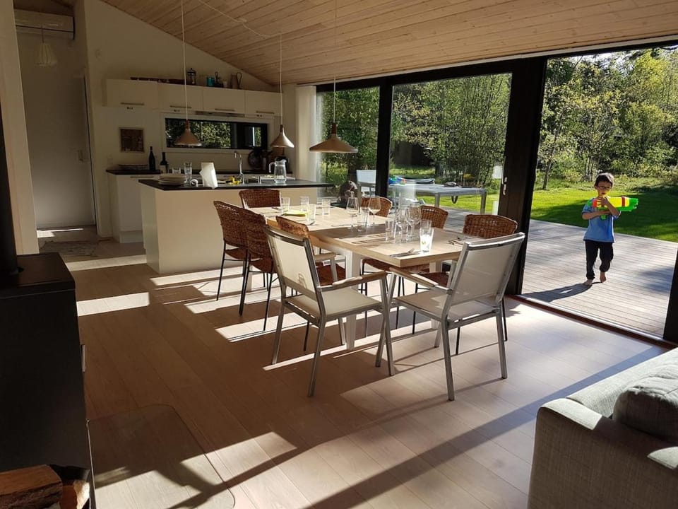 New luxury summerhouse near forest and beach House in Zealand