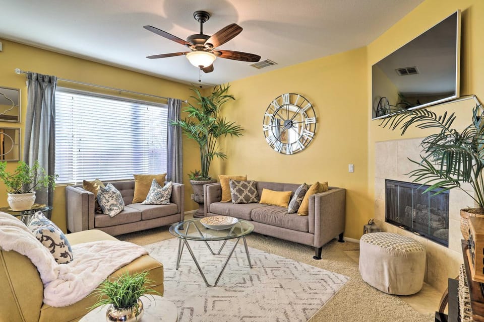 Desert Hot Springs Escape with Hot Tub and Yard! House in Desert Hot Springs