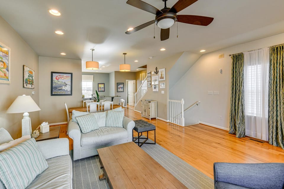 2 Mi to Beach: Townhome w/ Breezy Balcony! House in Rehoboth Beach