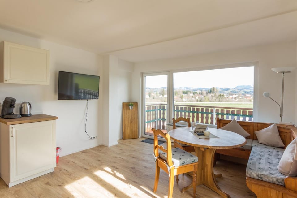 Balcony/Terrace, Balcony/Terrace, Kitchen or kitchenette, Living room, Seating area, Dining area, kitchen, kitchen