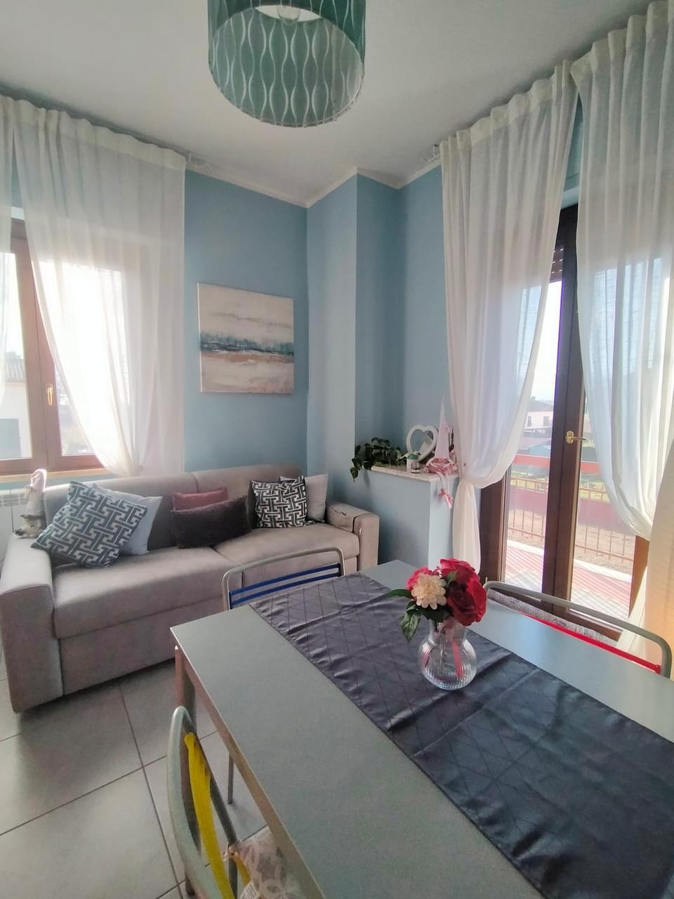 Living room, Dining area